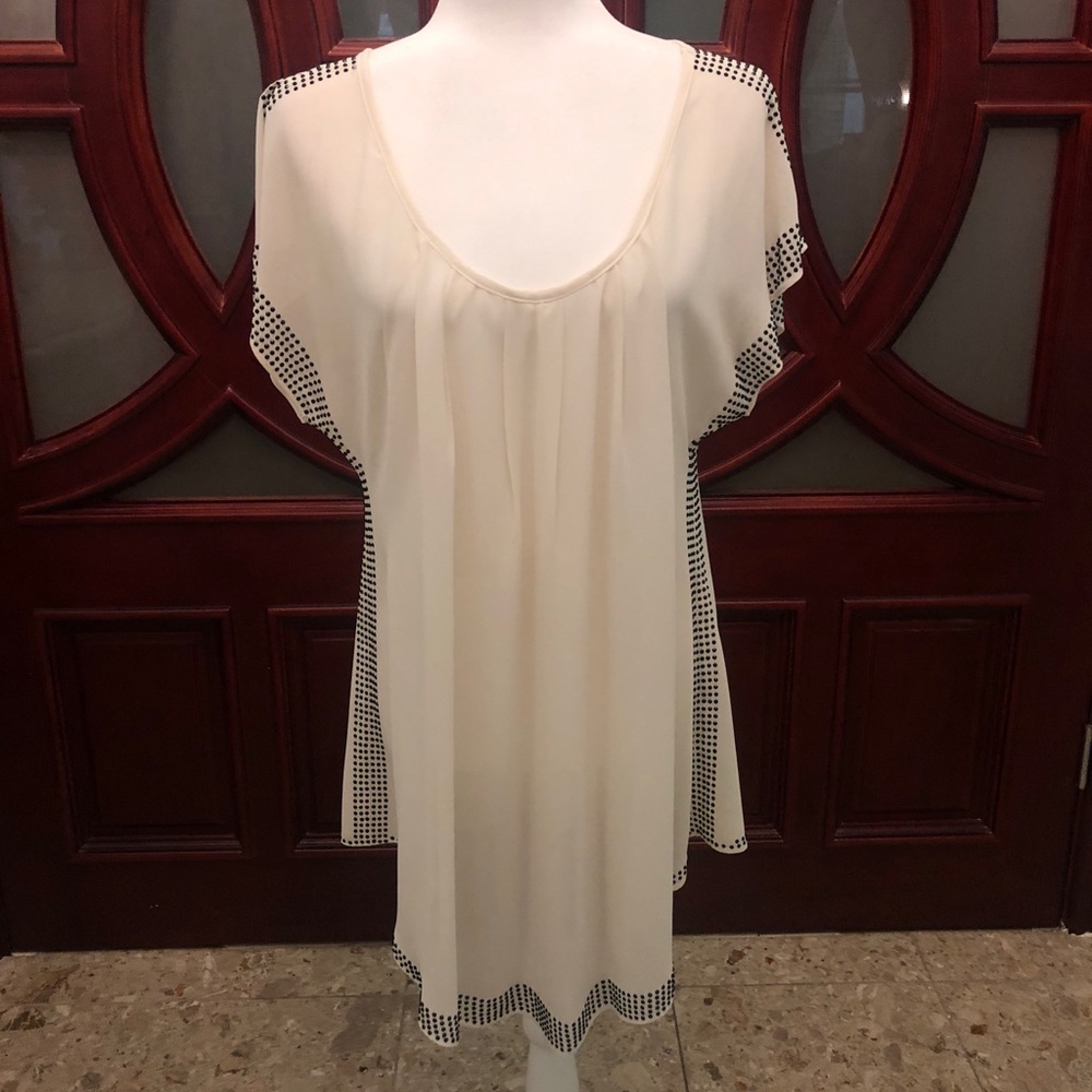 Forever 21 Black and White formal top